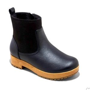Girls Cat & Jack black Tinsley ankle boots with side zipper & traction s…